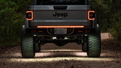 jeep-gladiator-tailgate-light-bar-thumb