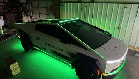 cybertruck-accent-lighting-rgbw-app-control-thumb