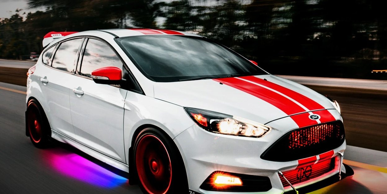 neon-tube-car-compared-banner